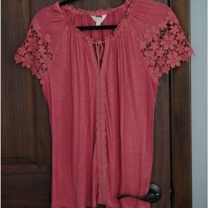 Pink lace floral tee